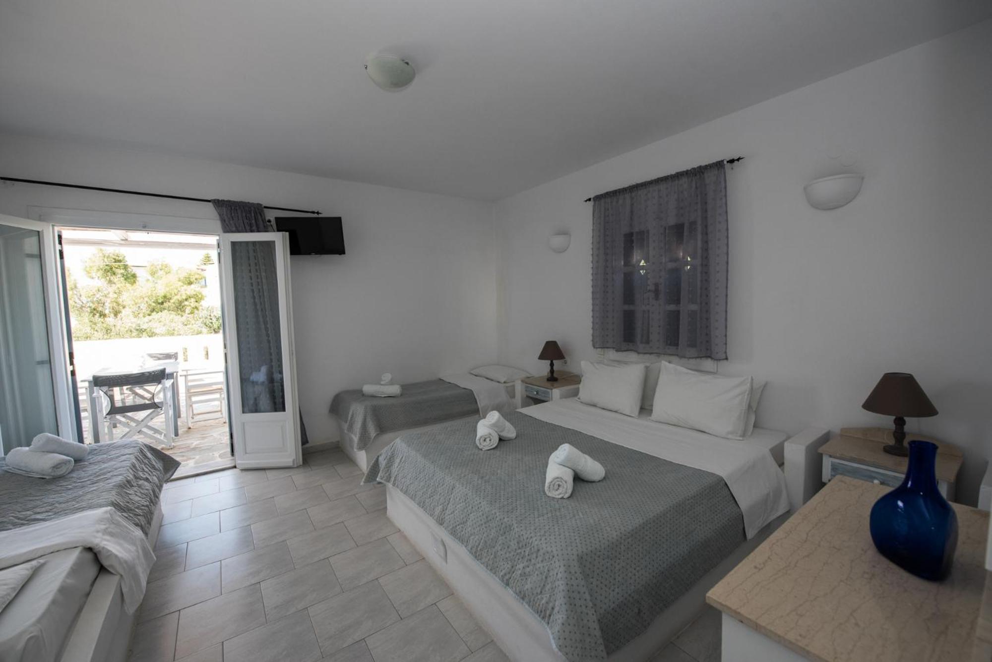Ostria Studios & Apartments Alikí Exterior foto